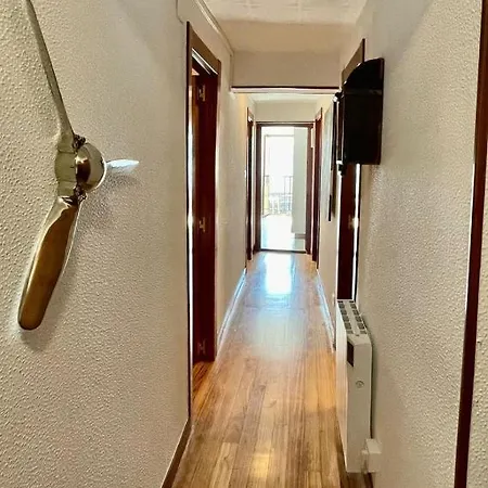 Precioso En El Puerto De * אלנצ'ובה